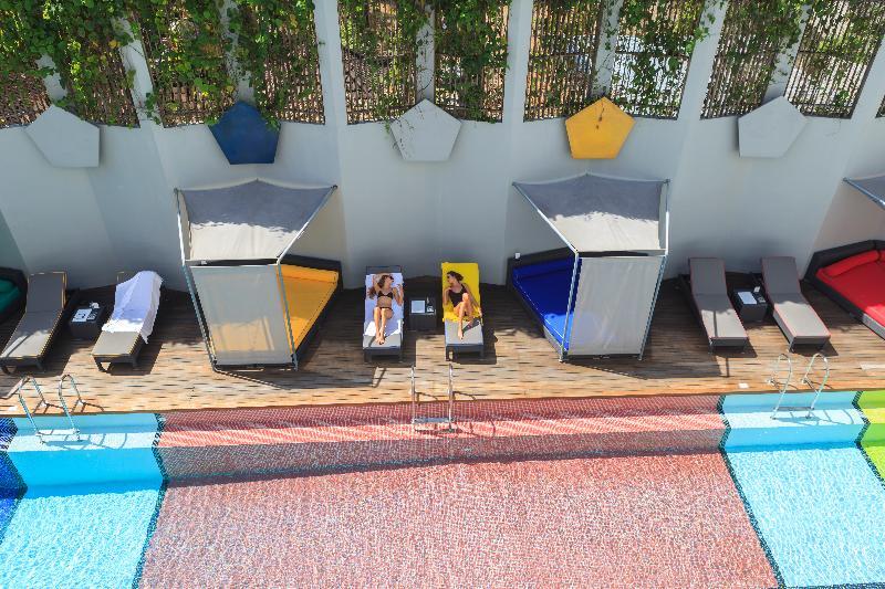 Chill Hotel Seminyak Exteriör bild